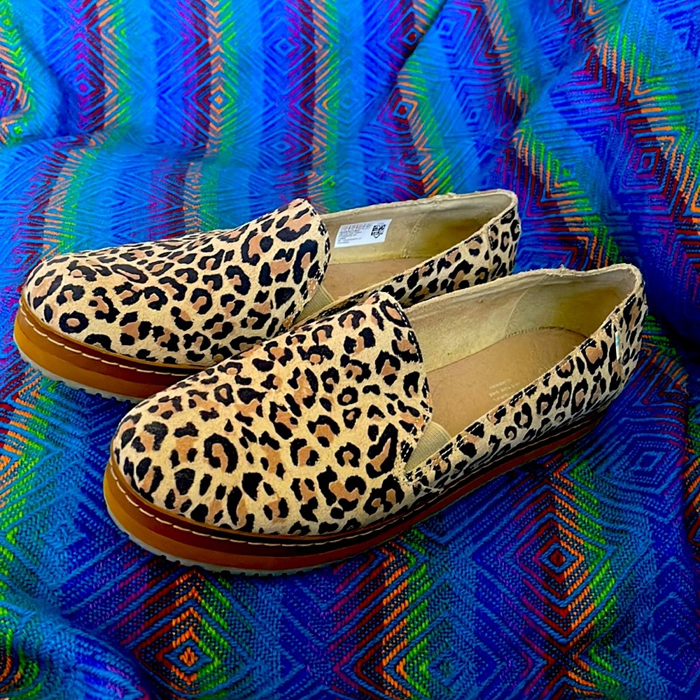 Toms Leopard Print Loafers